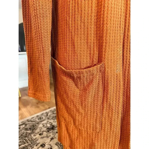 Tickled teal the Aubrey cardigan orange waffle texture, side length size large - Picture 5 of 10